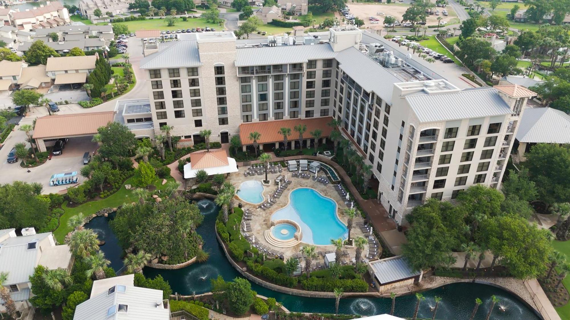 Horseshoe Bay Resort Екстериор снимка